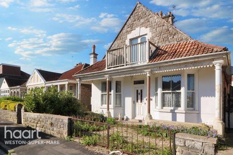 Cromer Road, Weston