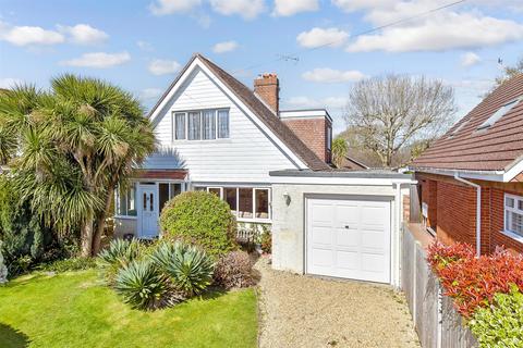 Robins Drive, Bognor Regis, West Sussex 3 bed chalet for sale