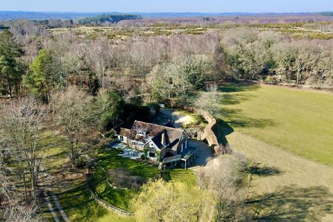 Highwood, Ringwood, BH24 4 bed detached house for sale