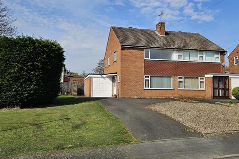 Hamilton Avenue, Stourbridge 3 bed semi