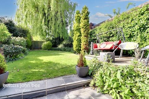 Deanshill Close, Stafford 5 bed detached house for sale