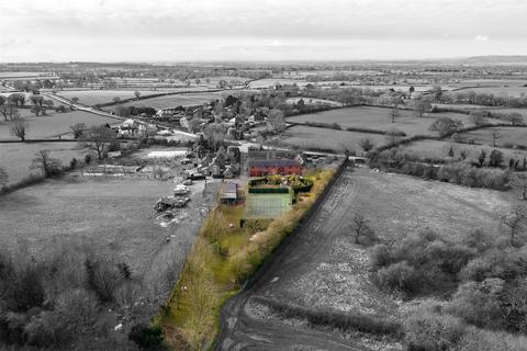Woodseaves, Market Drayton 4 bed barn conversion for sale