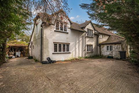 Frys Lane, Yateley 6 bed detached house for sale
