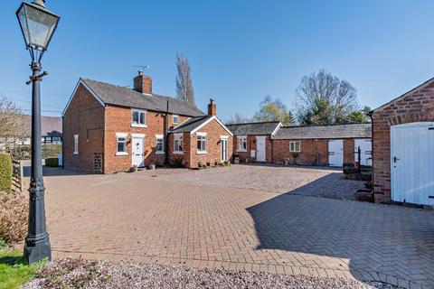 Clotton, Nr Tarporley 3 bed detached house for sale