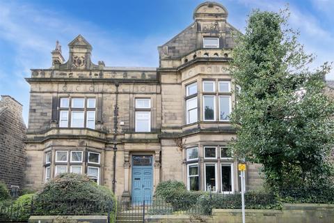 Victoria Road, Barnsley 5 bed detached house for sale