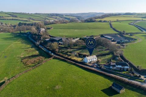The Green, Umberleigh 3 bed detached house for sale
