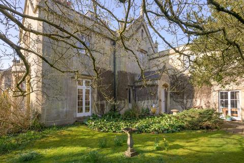 Weston Road, Bath, Somerset, BA1 5 bed semi