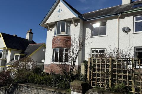Cliff Terrace, Aberystwyth SY23 4 bed semi
