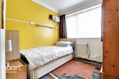 Manor Way, Leysdown on Sea 2 bed apartment for sale