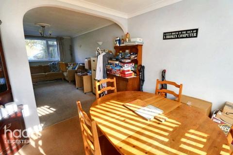 Kingsway, Leicester 3 bed semi