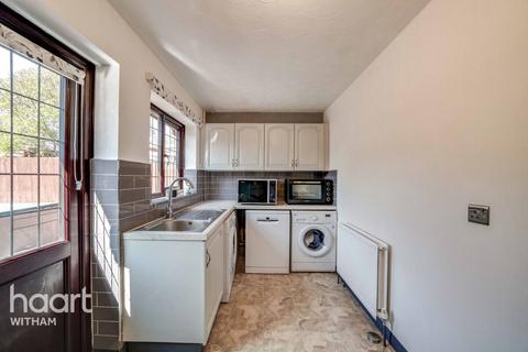 Tudor Place, Mayland 4 bed detached house for sale