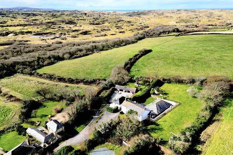 Cubert 7 bed detached house for sale