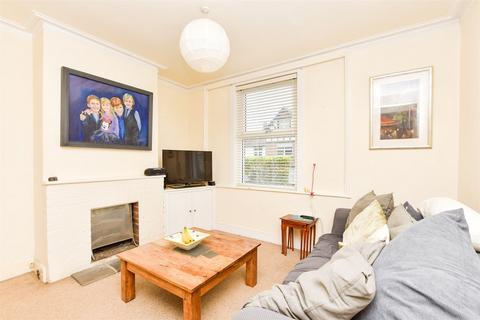 Beechwood Road, Caterham CR3 2 bed semi
