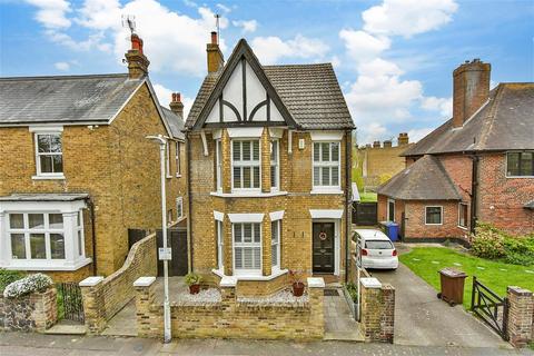 Albany Road, Sittingbourne ME10 4 bed detached house for sale