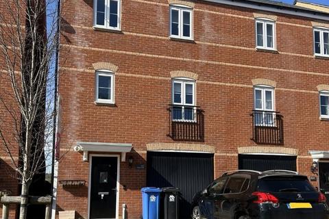 92 Blunden Close, Long Melford... 4 bed townhouse for sale