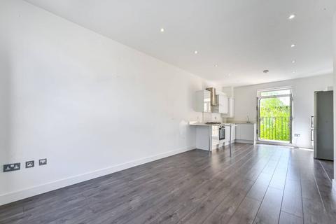 Wilberforce Road, Finsbury Park... 2 bed flat for sale