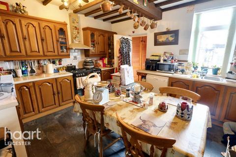 Lea Close, Leicester 3 bed end of terrace house for sale