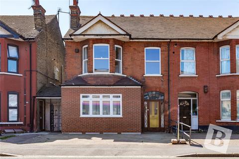North Street, Romford, RM1 4 bed semi