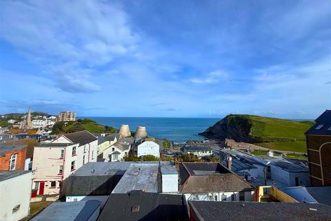 High Street, Ilfracombe EX34 2 bed flat for sale