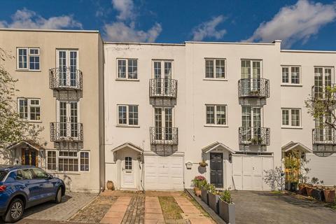 Eaton Drive, Kingston Upon Thames KT2 4 bed terraced house for sale