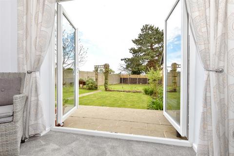 Greenhill Gardens, Minster, Ramsgate... 2 bed semi