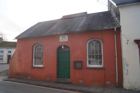 Water Street, Newcastle Emlyn SA38 1 bed end of terrace house for sale