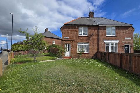 Front Road, Ford Estate, Sunderland... 3 bed semi