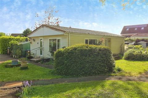 Trowbridge Lodge Park, Trowbridge 2 bed park home for sale