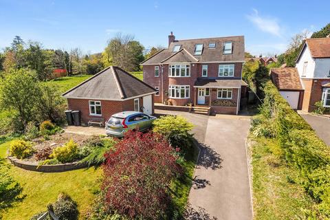 DROXFORD 6 bed detached house for sale