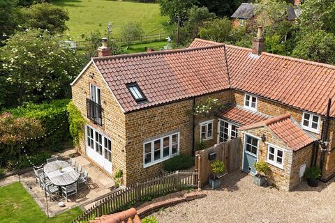 West End, Rookery Lane 4 bed cottage for sale