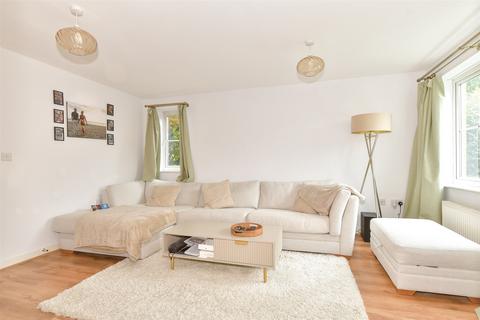 Monarch Drive, Kemsley... 3 bed end of terrace house for sale