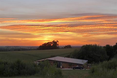 Souldern, North Oxfordshire 5 bed barn conversion for sale