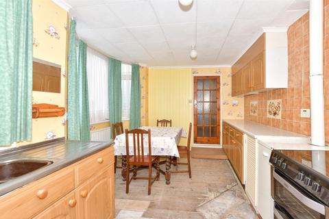 Buckland Avenue, Dover CT16 3 bed terraced house for sale