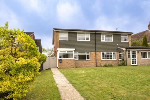 Tudor Walk, Framfield 3 bed semi