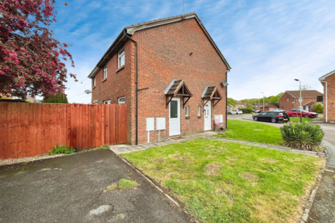 Manor Drive, Leicestershire LE4 1 bed terraced house for sale