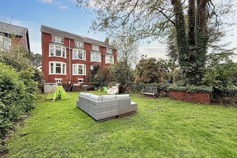 Rectory Road, Caerphilly CF83 7 bed semi