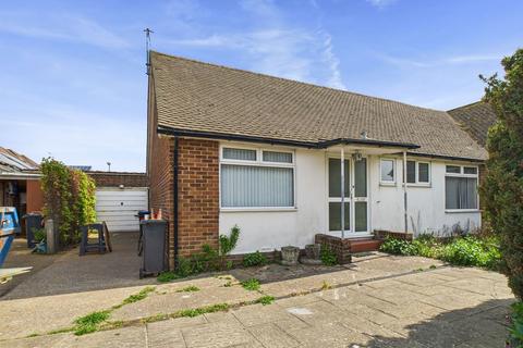 Stuart Close, Worthing, BN11 2AQ 2 bed semi