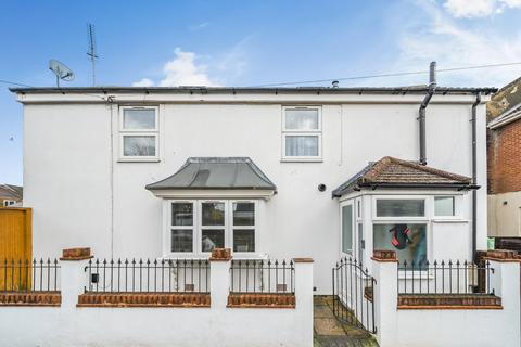 Peveril Road, Southampton SO19 2 bed detached house for sale
