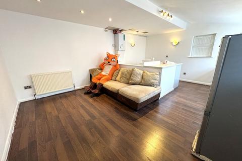 Outram Road, East Ham, London, E6 2 bed maisonette for sale