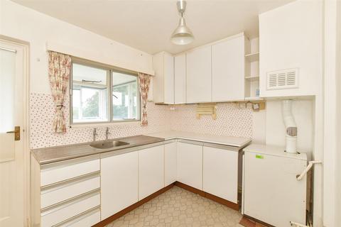 Pescotts Close, Birdham, Chichester... 3 bed detached bungalow for sale