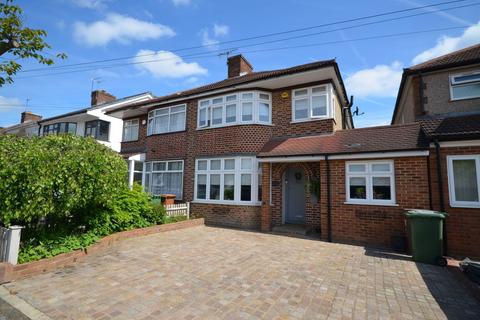 Bellamy Drive, Stanmore, HA7 3 bed semi