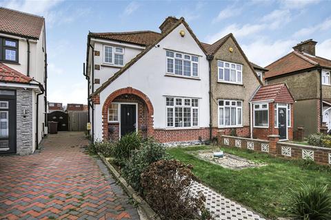Devon Waye, Hounslow 4 bed semi