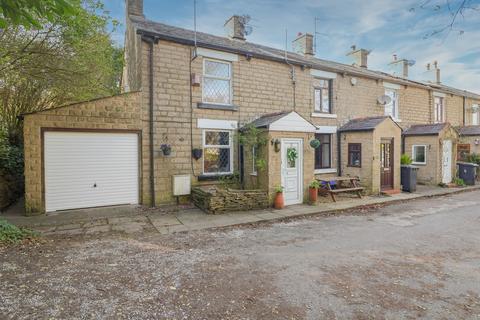 Sumners Place, Glossop SK13 3 bed end of terrace house for sale