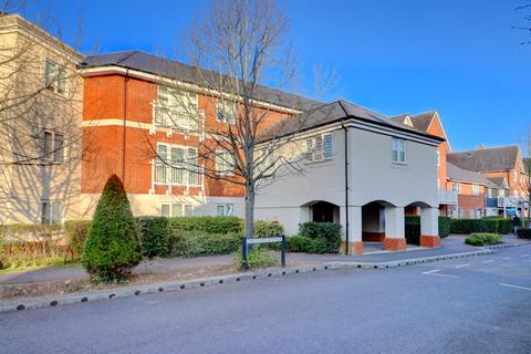 Chequers Avenue, Buckinghamshire HP11 2 bed apartment for sale