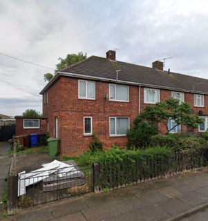 Langton Close, Grimsby, DN33 3 bed end of terrace house for sale