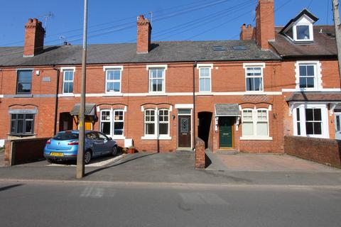 Beech Road, Norton, Stourbridge, DY8 2 bed terraced house for sale