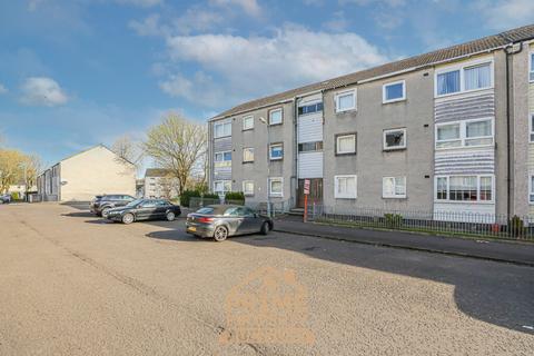 2 Craigbo Court, Glasgow G23 3 bed flat for sale
