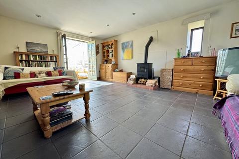 Llanddeusant, Llanddeusant, LL65 2 bed cottage for sale