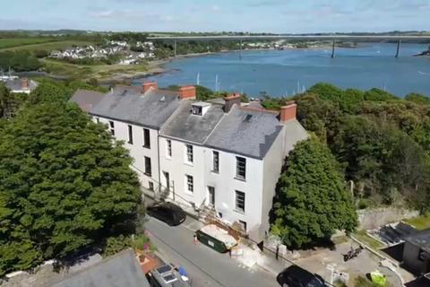 Neyland Terrace, Milford Haven SA73 3 bed property for sale