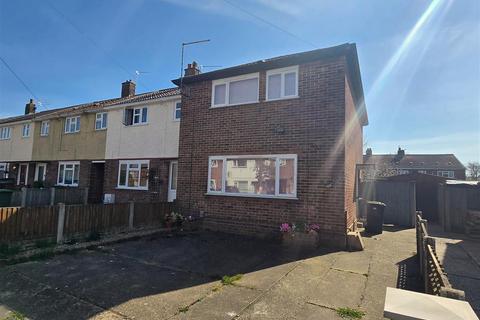 Newnham Green, Gorleston 3 bed end of terrace house for sale